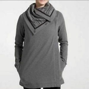 Lululemon Savasana wrap top - size 10